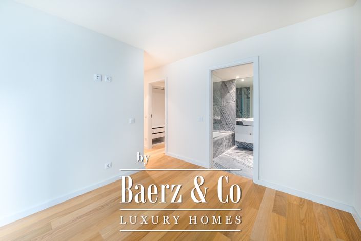 Image No.22-4 Bed Apartment for sale