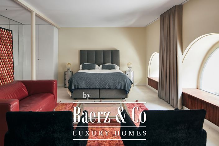 Image No.14-6 Bed House for sale