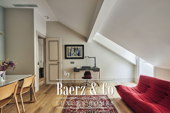 Image No.19-6 Bed House for sale