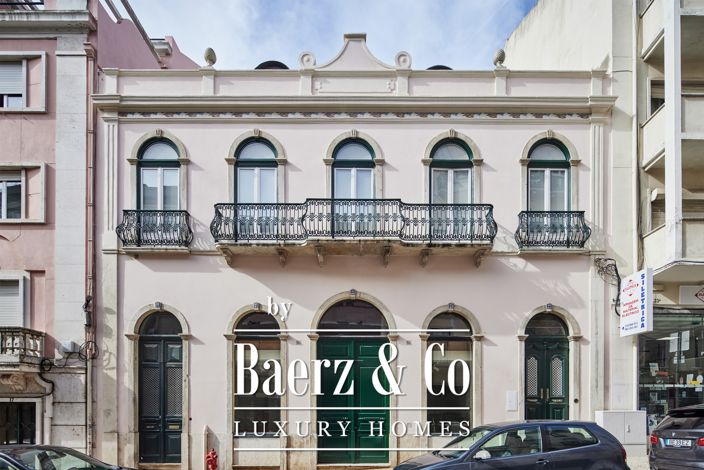 Image No.21-6 Bed House for sale