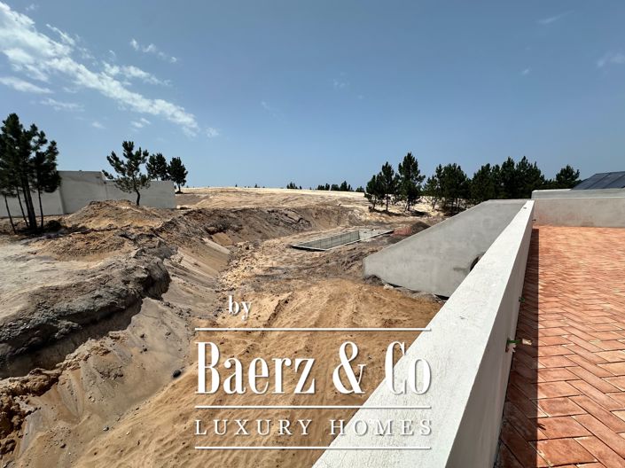 Image No.26-4 Bed House for sale