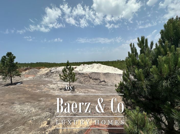 Image No.30-4 Bed House for sale