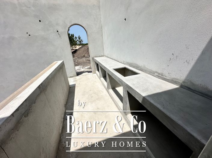 Image No.32-4 Bed House for sale