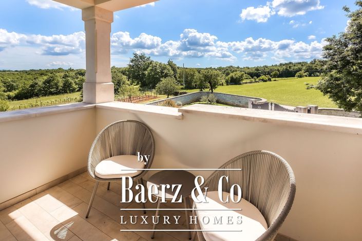 Image No.12-4 Bed Villa for sale