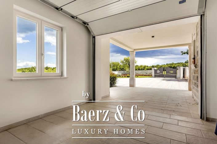 Image No.27-4 Bed Villa for sale