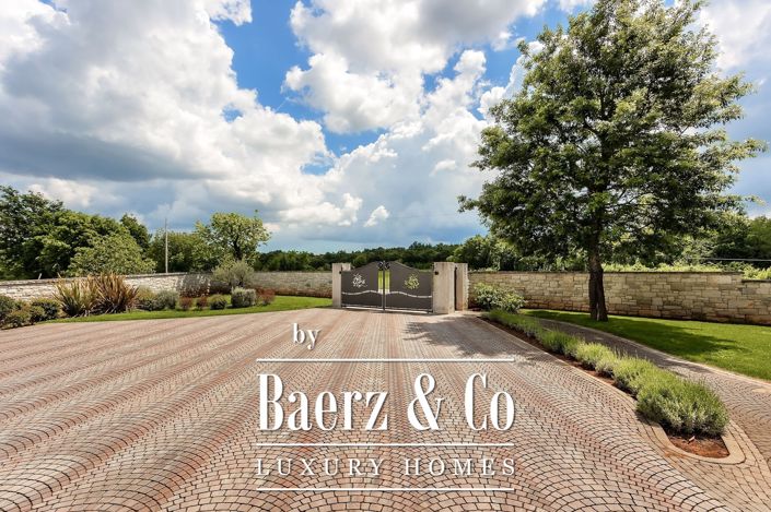 Image No.41-4 Bed Villa for sale