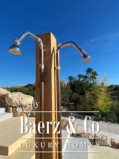 Image No.30-5 Bed Villa for sale