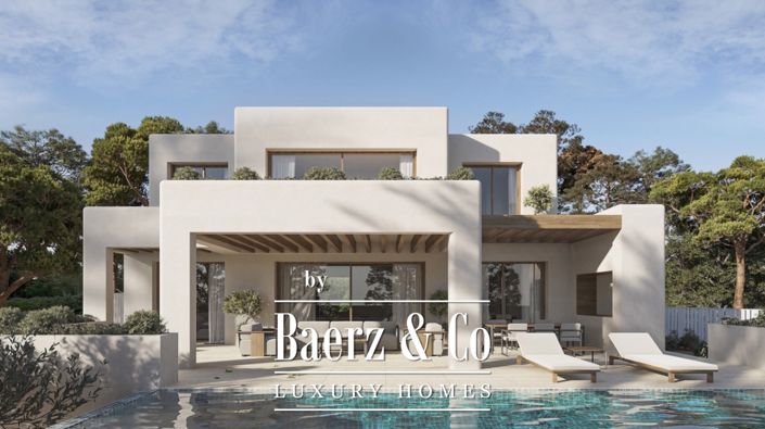 Image No.1-4 Bed Villa for sale