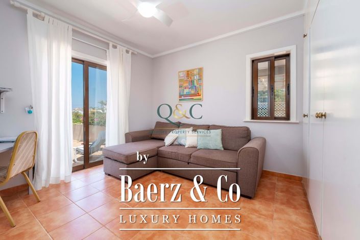 Image No.26-3 Bed Villa for sale