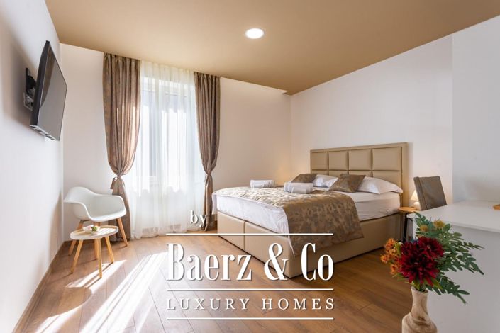 Image No.1-5 Bed Apartment for sale