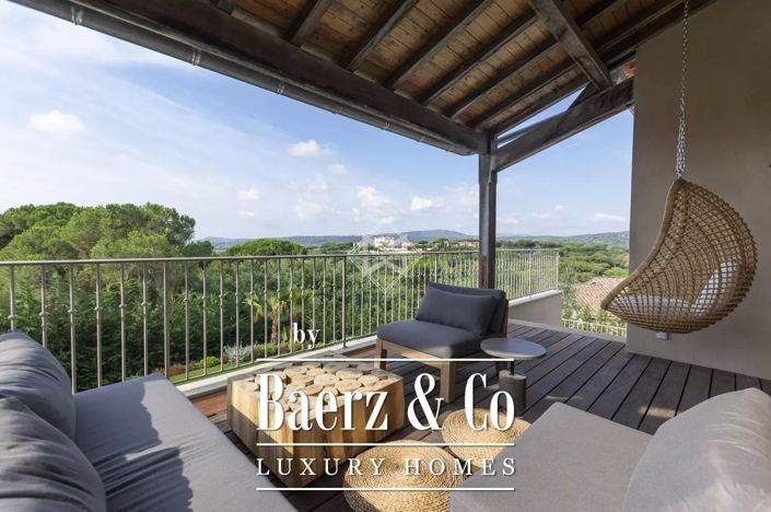 Image No.1-5 Bed Property for sale