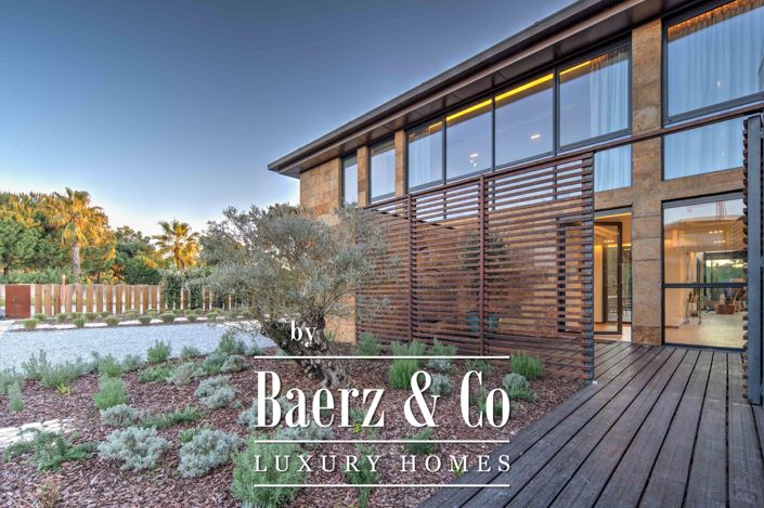 Image No.8-4 Bed House for sale