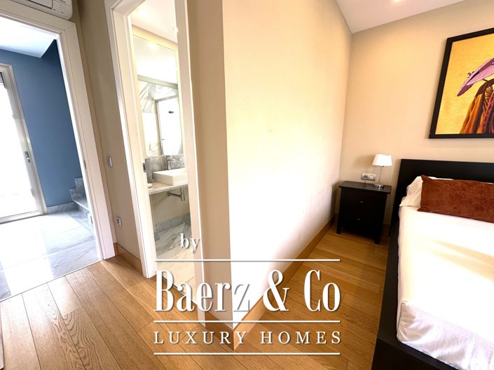 Image No.19-4 Bed Property for sale