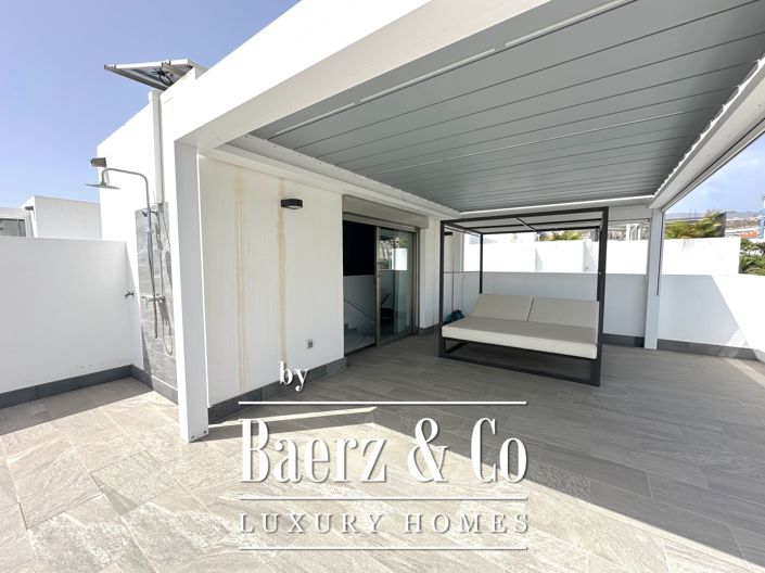 Image No.30-4 Bed Property for sale