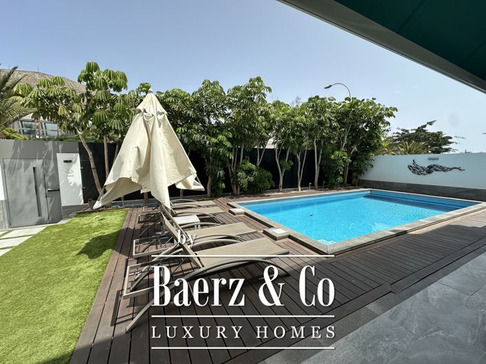 Image No.5-4 Bed Property for sale