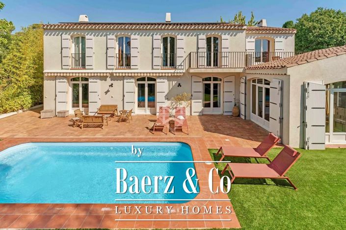 Image No.1-5 Bed Villa for sale