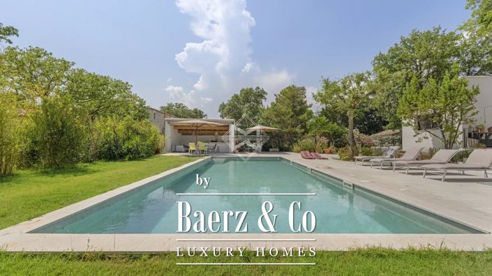 Image No.2-6 Bed Villa for sale