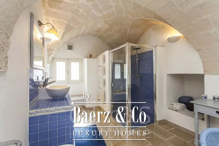 Image No.12-3 Bed Villa for sale