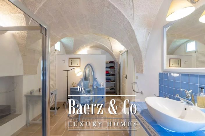 Image No.13-3 Bed Villa for sale