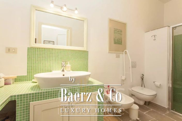 Image No.20-3 Bed Villa for sale