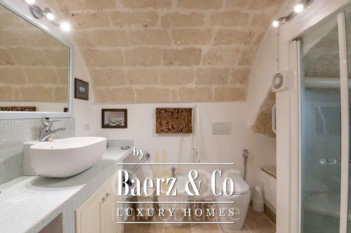 Image No.23-3 Bed Villa for sale