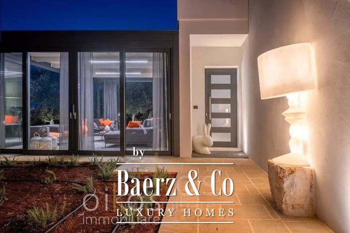 Image No.21-3 Bed Villa for sale