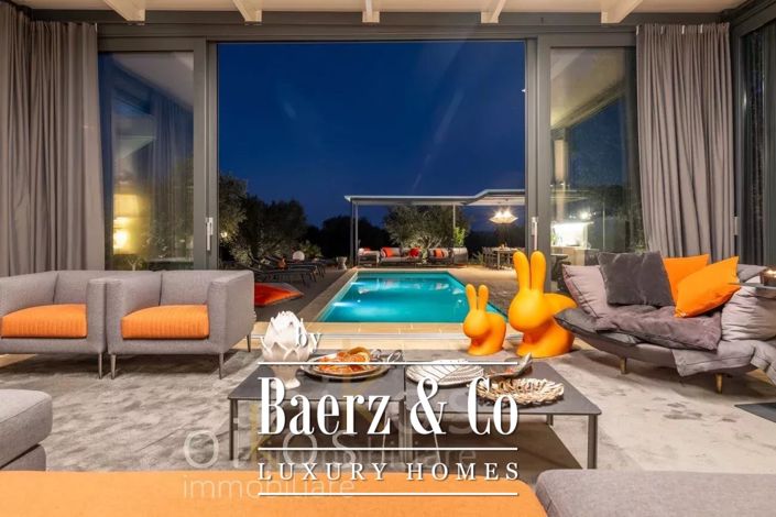 Image No.5-Villa de 3 chambres à vendre à Ostuni