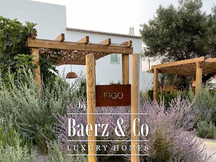 Image No.13-7 Bed Farmhouse for sale