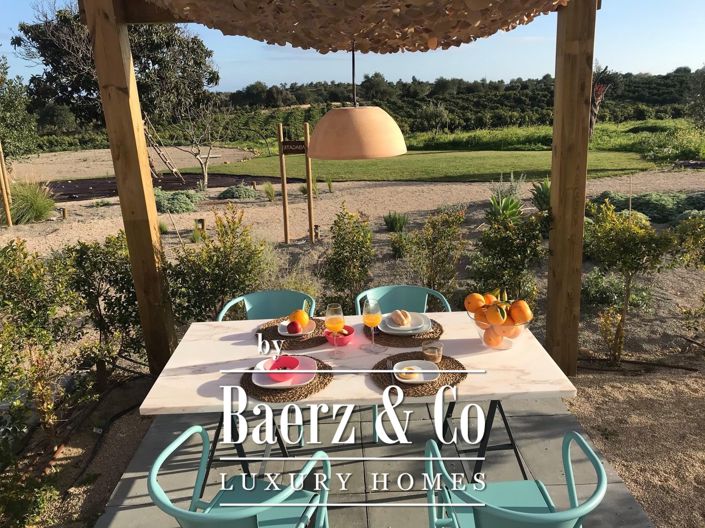 Image No.3-7 Bed Farmhouse for sale