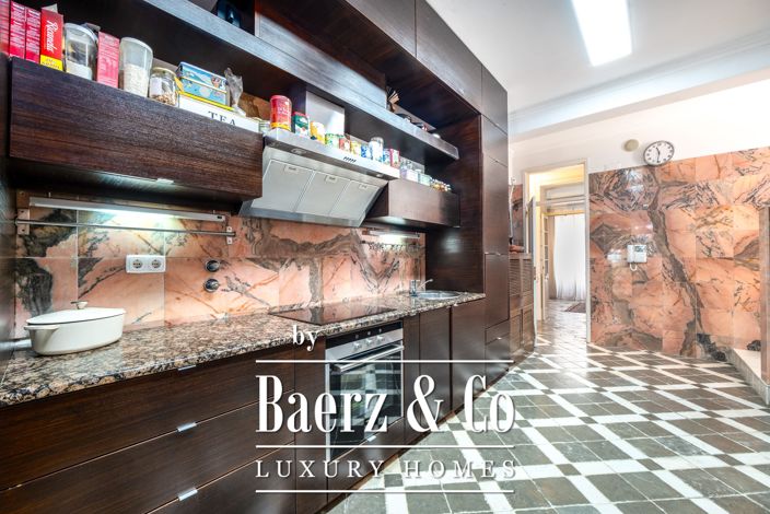 Image No.10-5 Bed House for sale