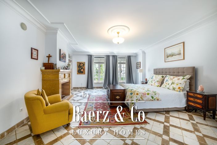 Image No.18-5 Bed House for sale