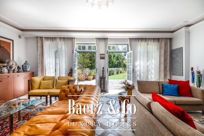 Image No.7-5 Bed House for sale