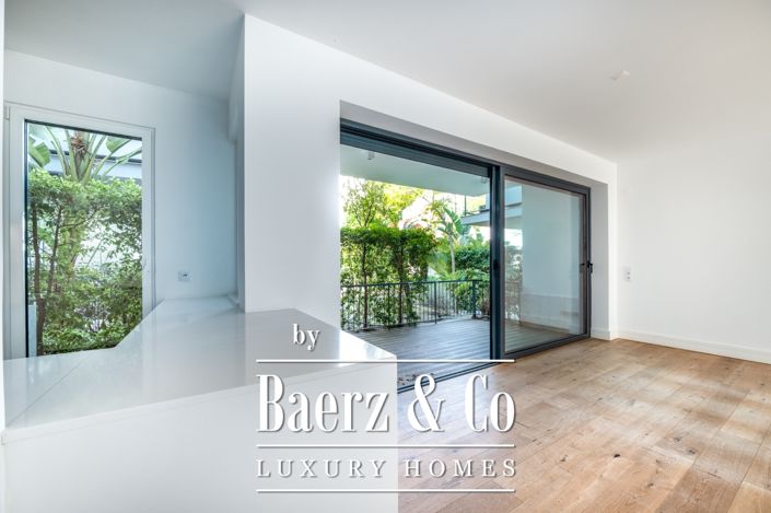 Image No.13-4 Bed Apartment for sale