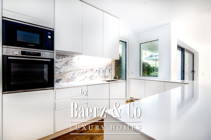 Image No.17-4 Bed Apartment for sale