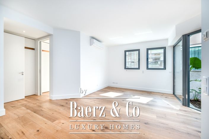 Image No.24-4 Bed Apartment for sale