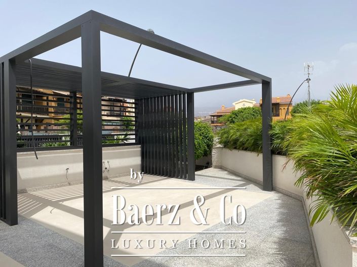 Image No.10-3 Bed Chalet for sale