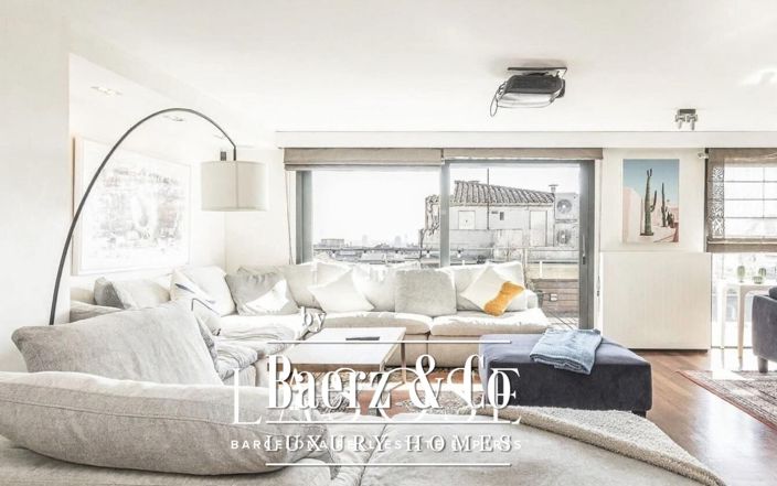 Image No.1-5 Bed Property for sale