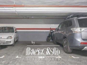 7047498