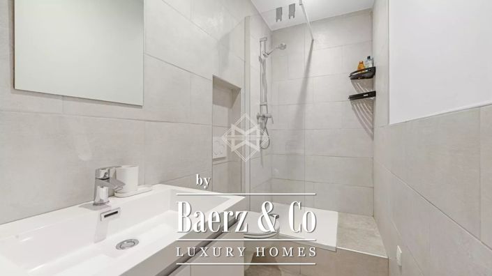 Image No.9-3 Bed Apartment for sale