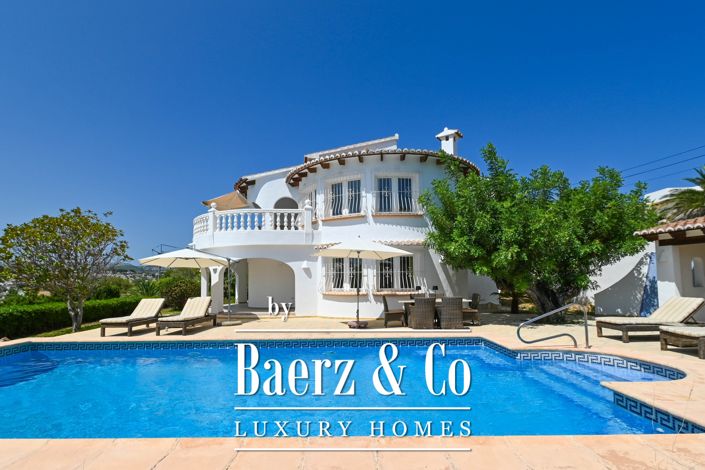 Image No.10-5 Bed Villa for sale