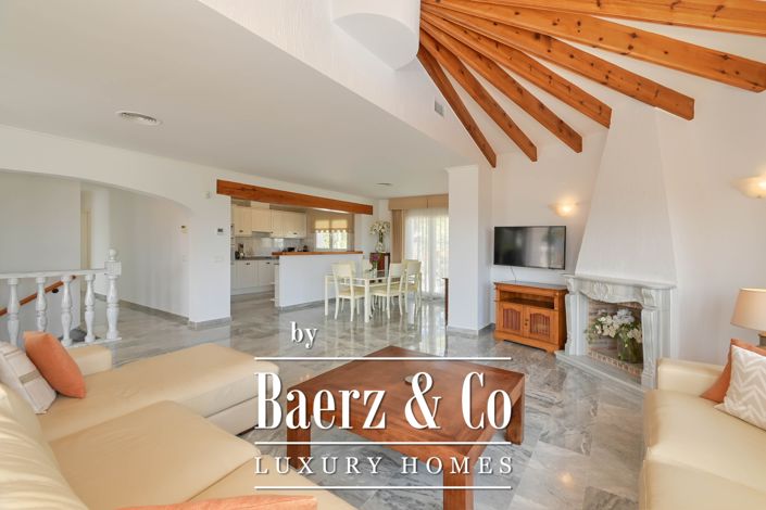 Image No.34-5 Bed Villa for sale