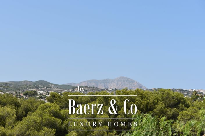 Image No.37-5 Bed Villa for sale