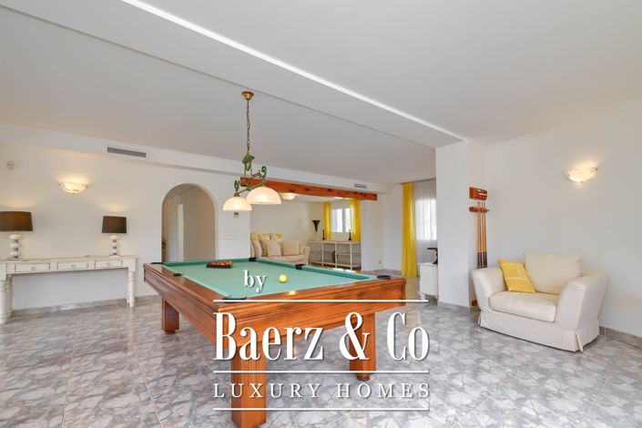 Image No.6-5 Bed Villa for sale