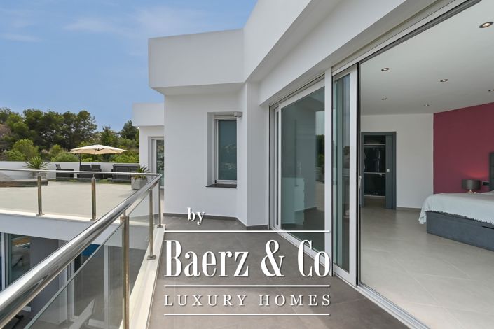 Image No.14-5 Bed Villa for sale