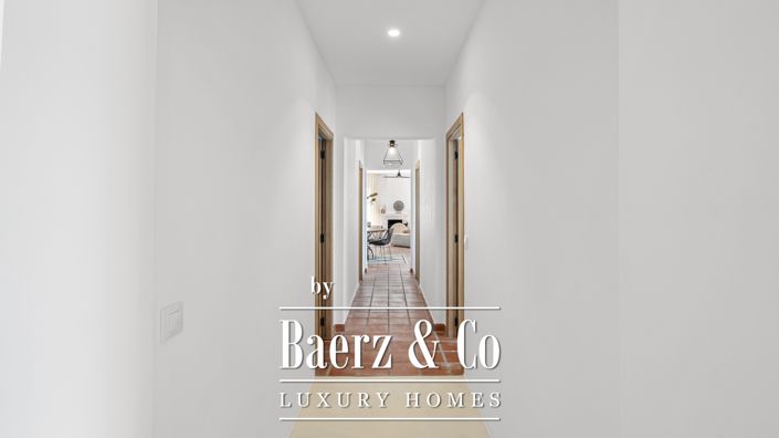 Image No.11-4 Bed Villa for sale