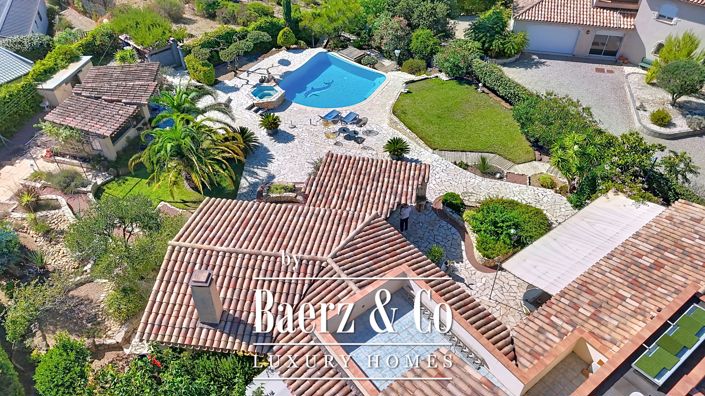 Image No.2-3 Bed Villa for sale