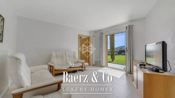 Image No.12-6 Bed Villa for sale