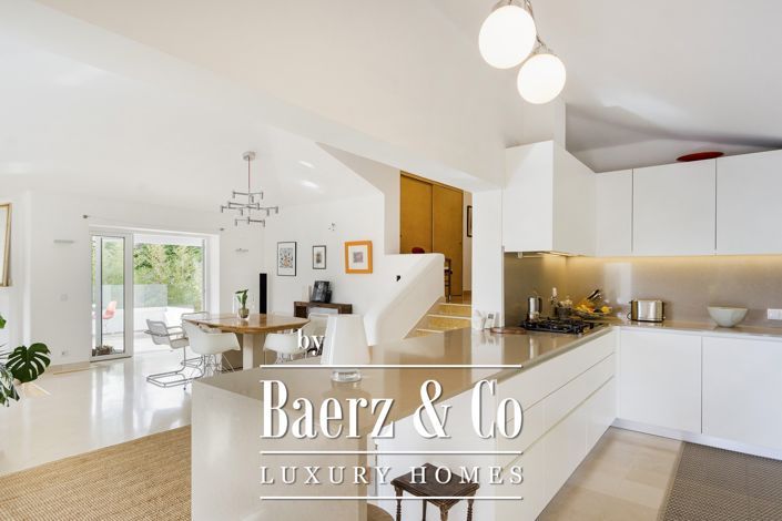 Image No.14-5 Bed House for sale