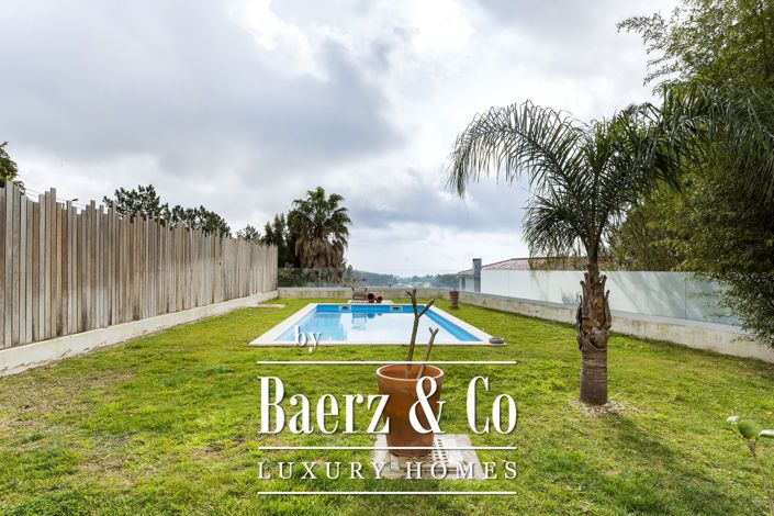 Image No.24-5 Bed House for sale