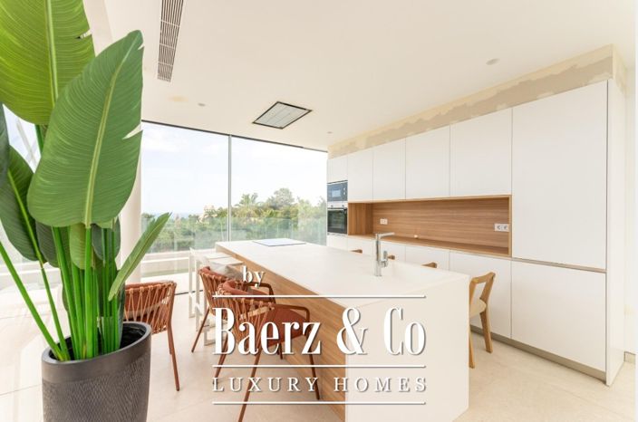 Image No.5-3 Bed Villa for sale